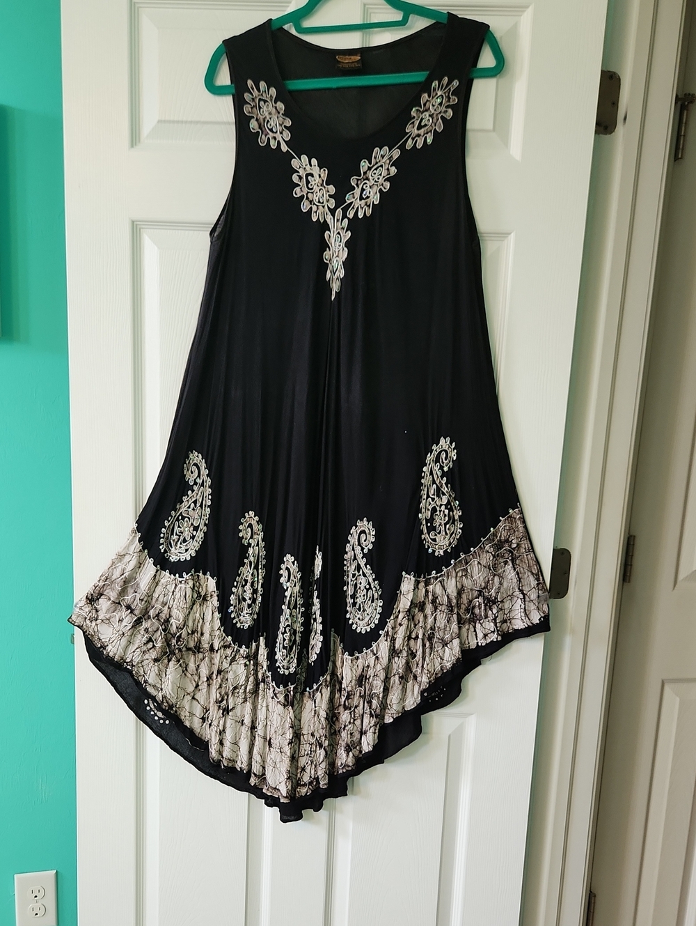 Black Embroidered High-Low Dress with Cream Paisley Detail